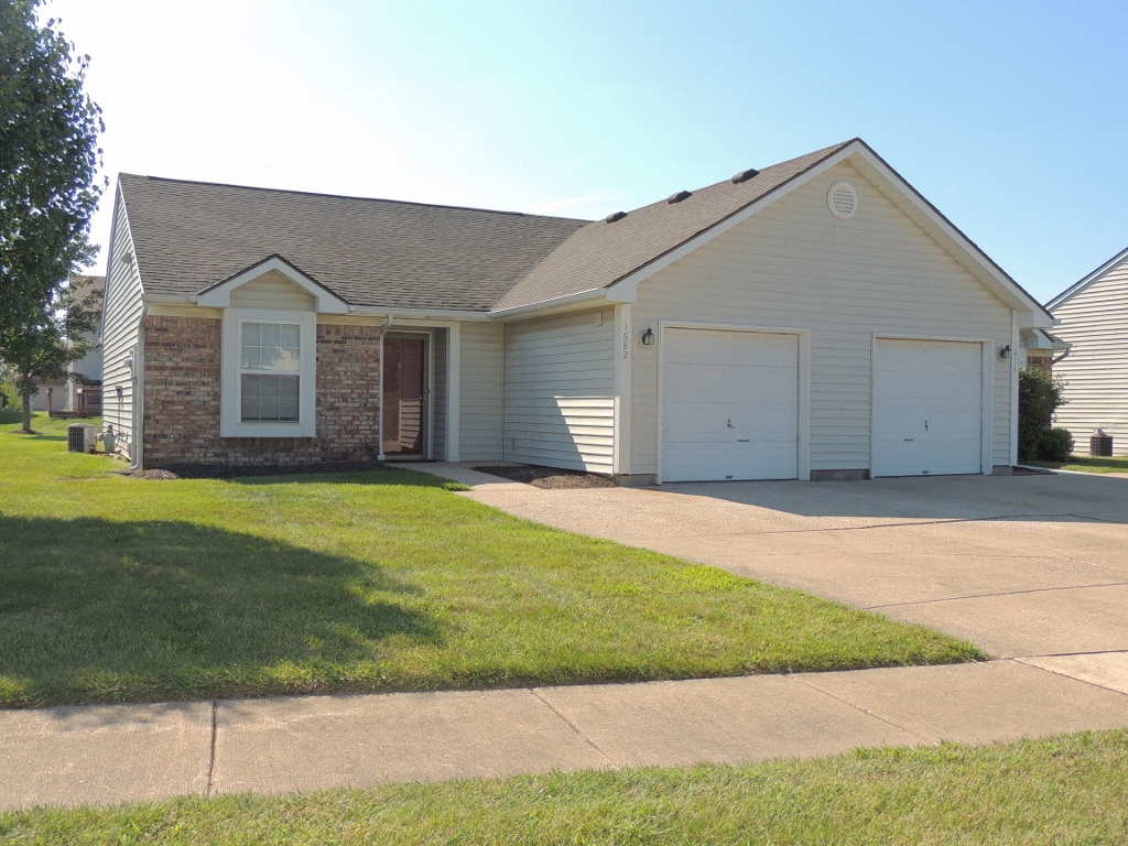 Barton Farms Apartments in Greenwood, IN
